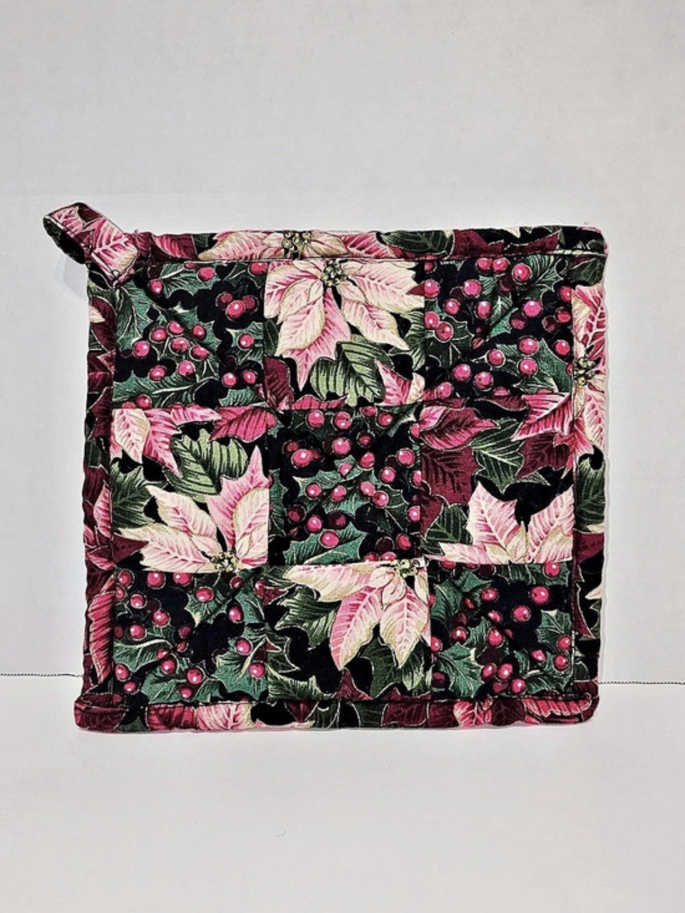 Quilted Christmas Floral And Holly Berry Hot Pad